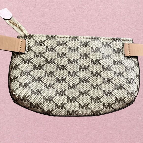 Michael Kors Waist Bag/Belt / SZ: XL / NWOT - Picture 3 of 8